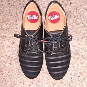 Rollie Australia Statement Shoes